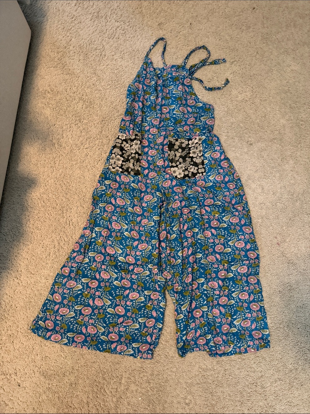 Natural Life Wide-Leg Jumpsuit with Contrast Pockets